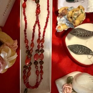 Elegant Red stone Beaded Necklace